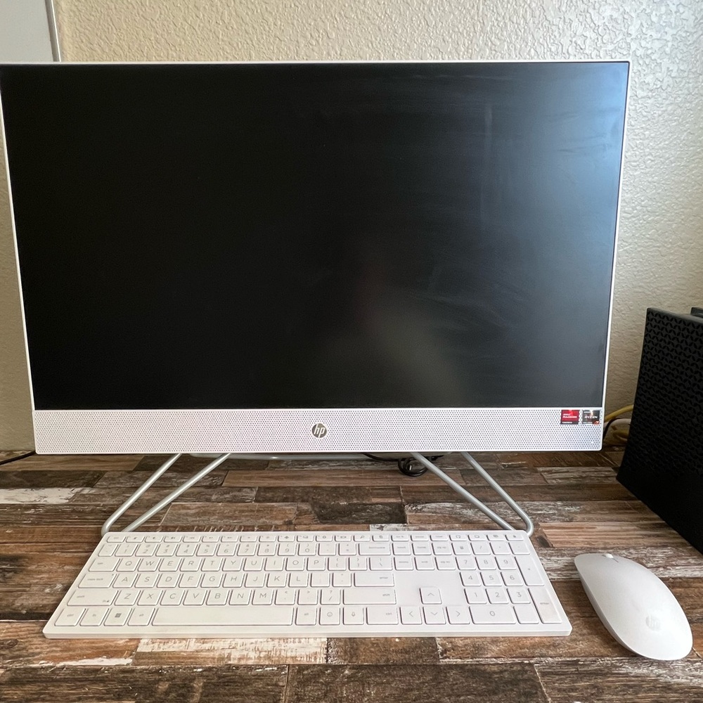 HP 27” All-in-One Desktop PC